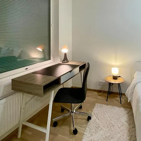 Penthouse Sauna Myyrmanni Апартаменты Вантаа