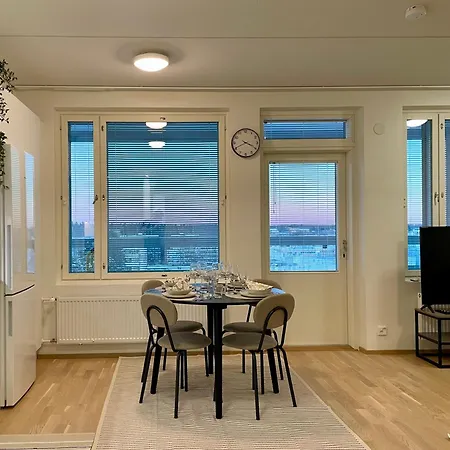 Penthouse Sauna Myyrmanni Вантаа